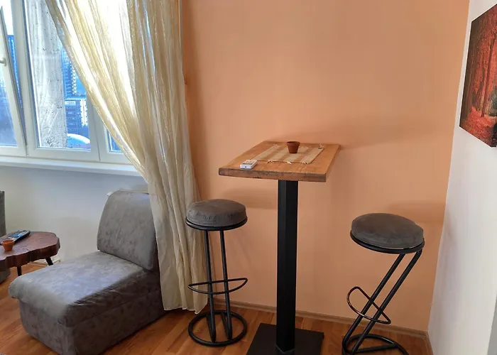 Piazza Liberta Apartment